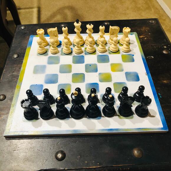Large Painted Chess Set - Blue/Yellow & White - Picture 9 of 11